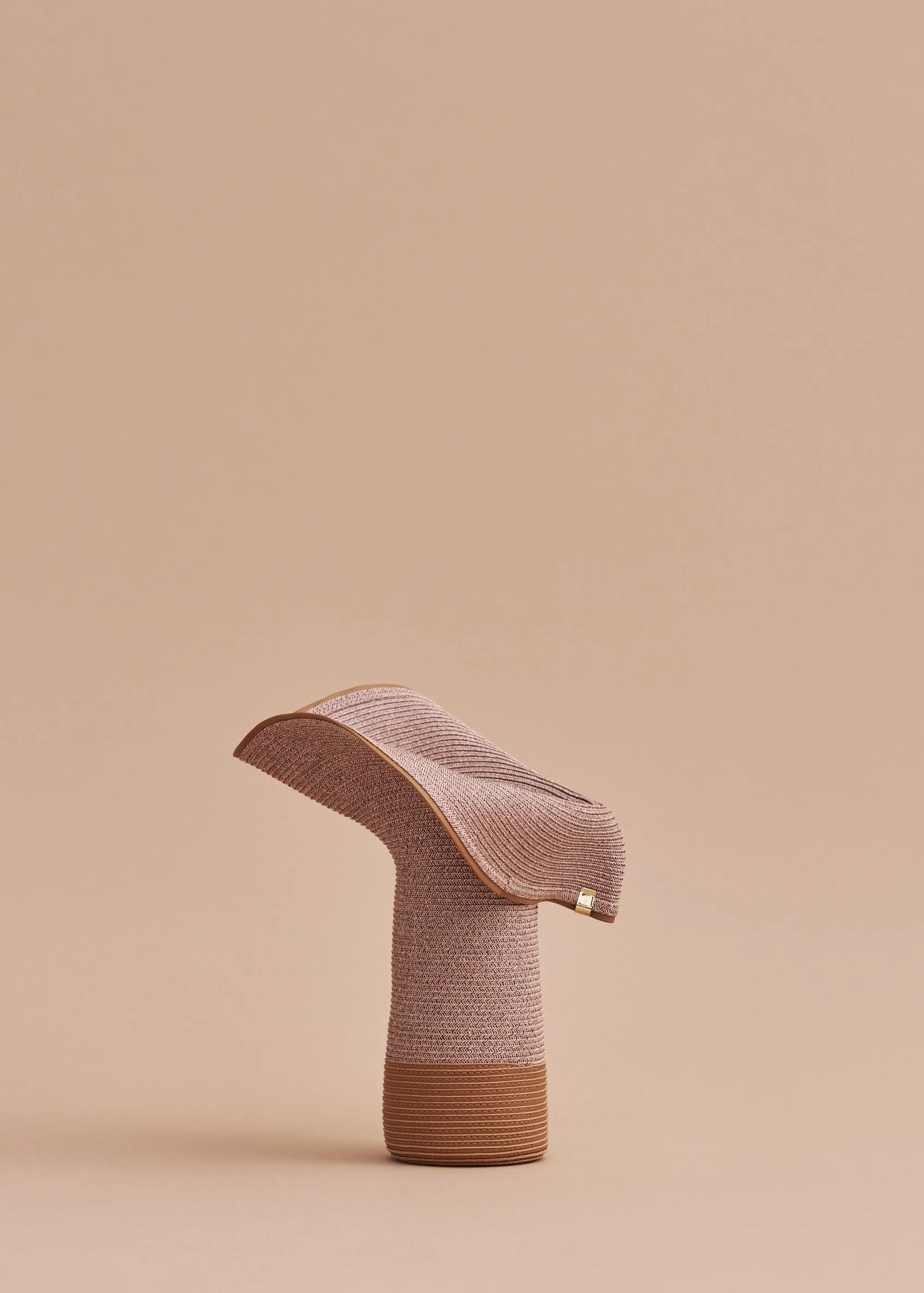 Nano Lapel Vase - Camel