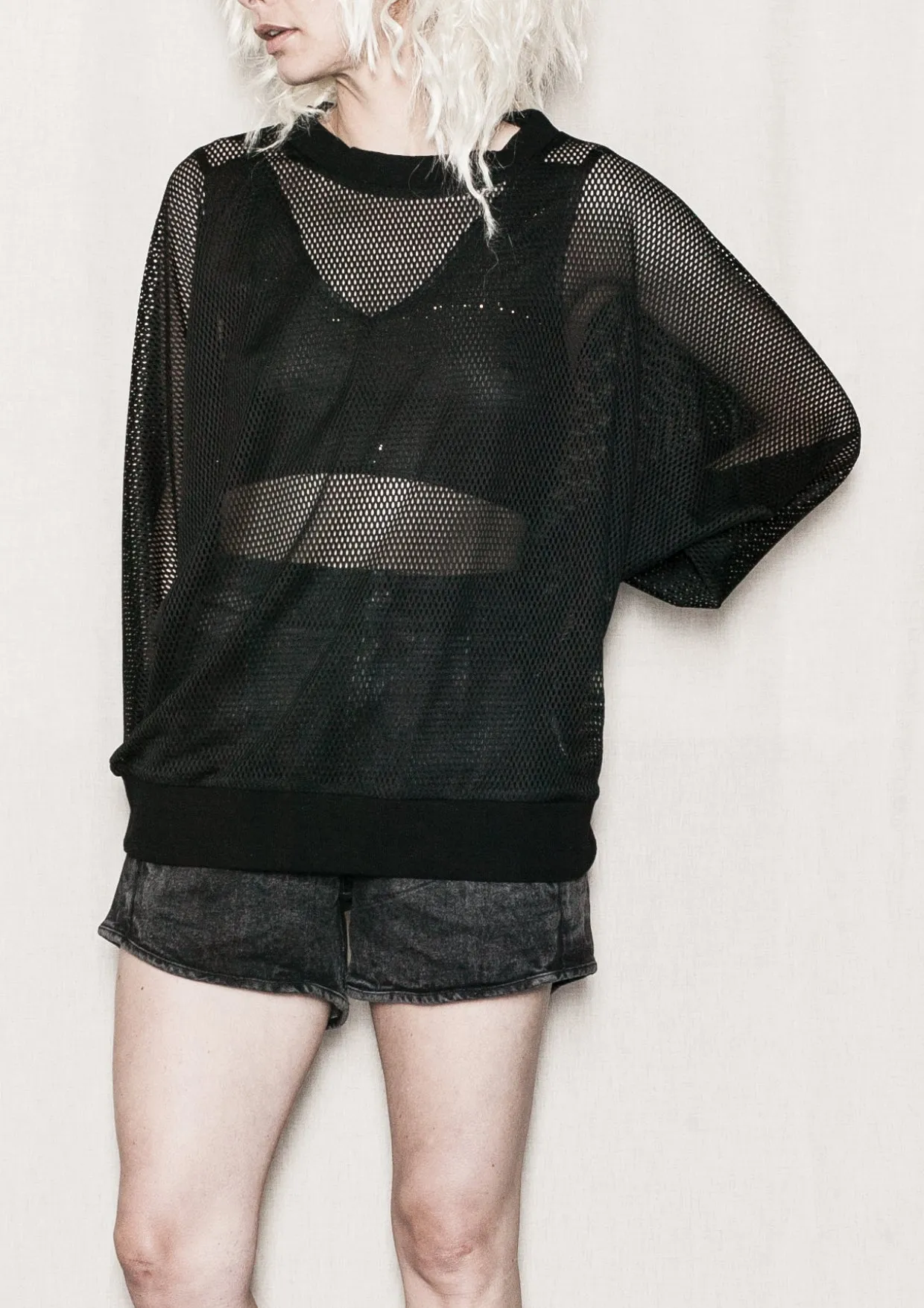 OVERSIZED SUMMER SWEATER - AIRY MESH black