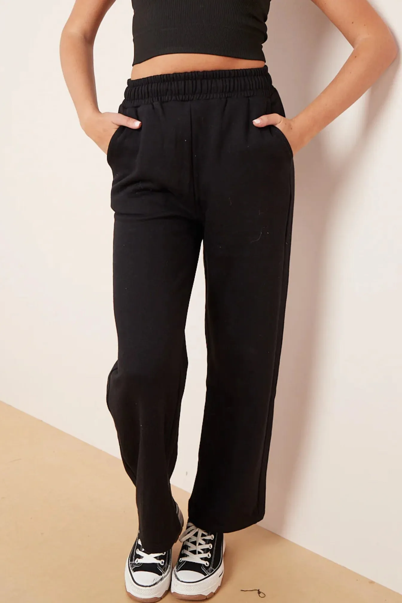 Straight Fleece Trousers (Black)