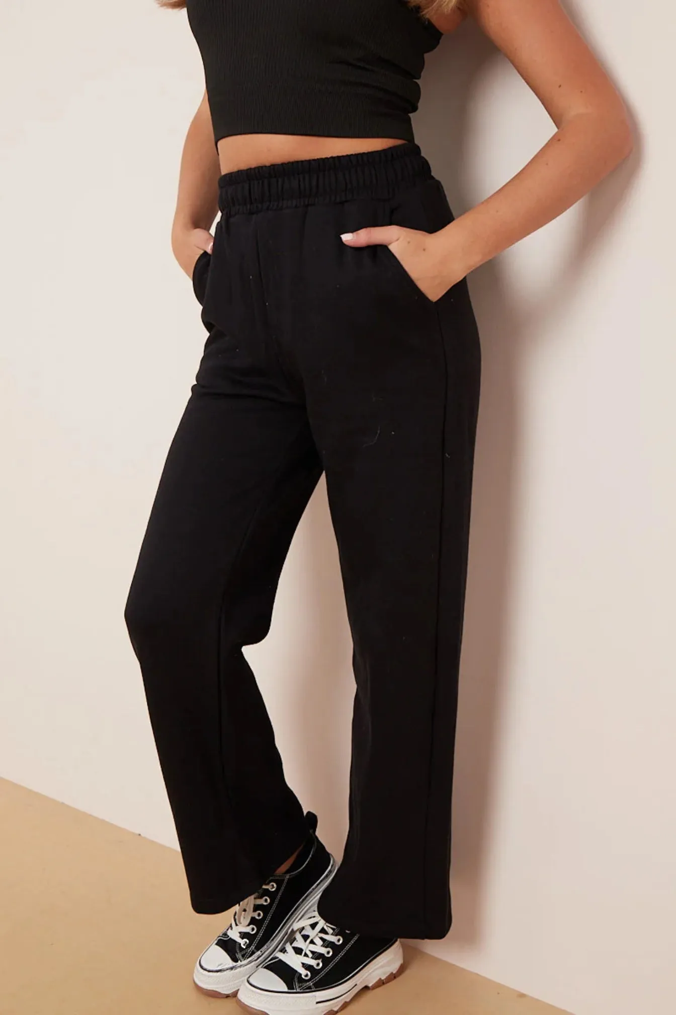 Straight Fleece Trousers (Black)